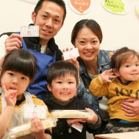 太く切った麺、美味しく召し上がれたことを祈ります 手打ちうどん作り体験教室 2017年4月 20170401-13.jpg – イリコスキー製麺所