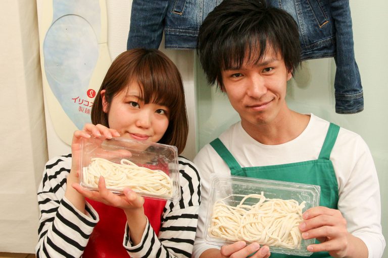 「これからも続けてください！」 手打ちうどん作り体験教室 2017年4月 20170416-3.jpg – イリコスキー製麺所
