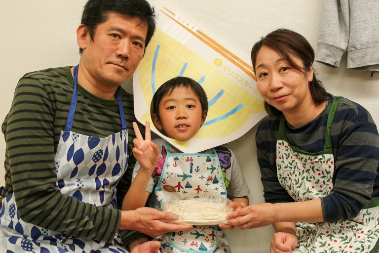 「これからも続けてください！」 手打ちうどん作り体験教室 2017年4月 20170429-3.jpg – イリコスキー製麺所