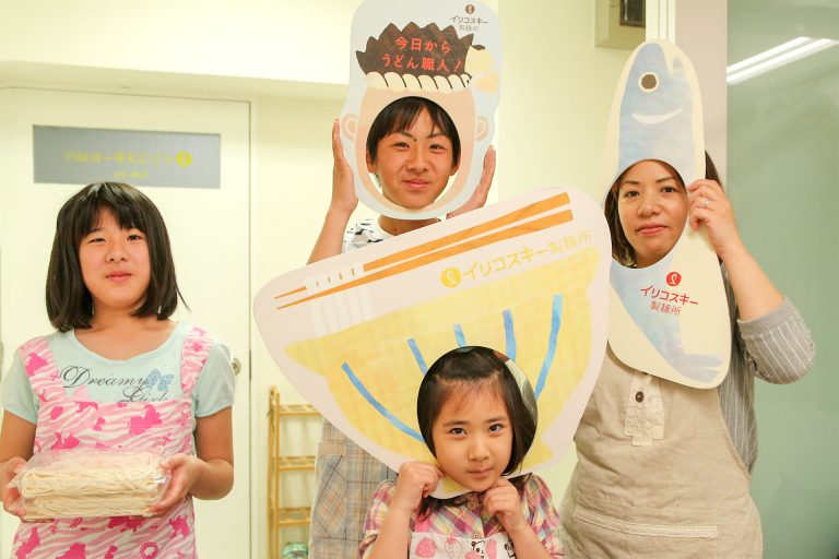 「これからも続けてください！」 手打ちうどん作り体験教室 2017年4月 20170430-15.jpg – イリコスキー製麺所