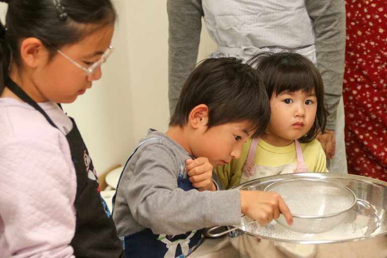 お家で打ったうどんのリベンジ！ 手打ちうどん作り体験教室 2017年5月 20170503-1.jpg – イリコスキー製麺所