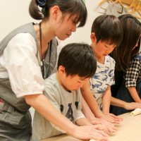 お家で打ったうどんのリベンジ！ 手打ちうどん作り体験教室 2017年5月 20170503-7.jpg – イリコスキー製麺所