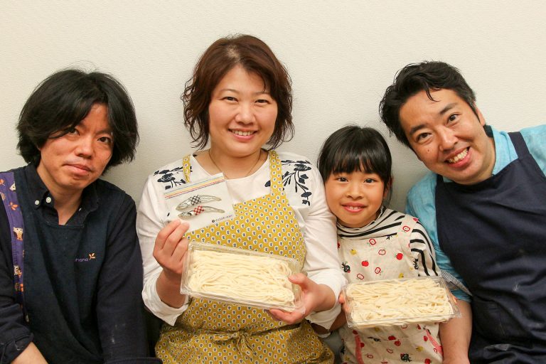 お家で打ったうどんのリベンジ！ 手打ちうどん作り体験教室 2017年5月 20170506-10.jpg – イリコスキー製麺所