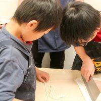 2017GWも無事終了！ 手打ちうどん作り体験教室 2017年5月 20170507-4.jpg – イリコスキー製麺所
