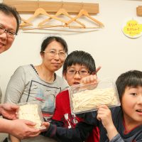 2017GWも無事終了！ 手打ちうどん作り体験教室 2017年5月 20170507-6.jpg – イリコスキー製麺所