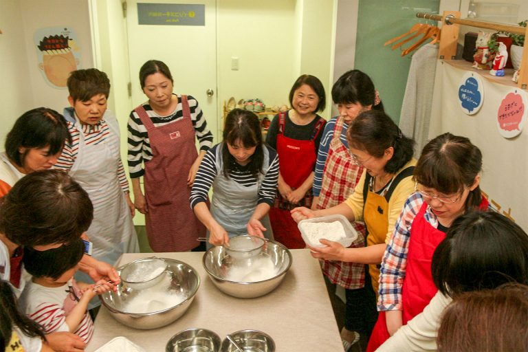 お家で打ったうどんのリベンジ！ 手打ちうどん作り体験教室 2017年5月 20170513-2.jpg – イリコスキー製麺所