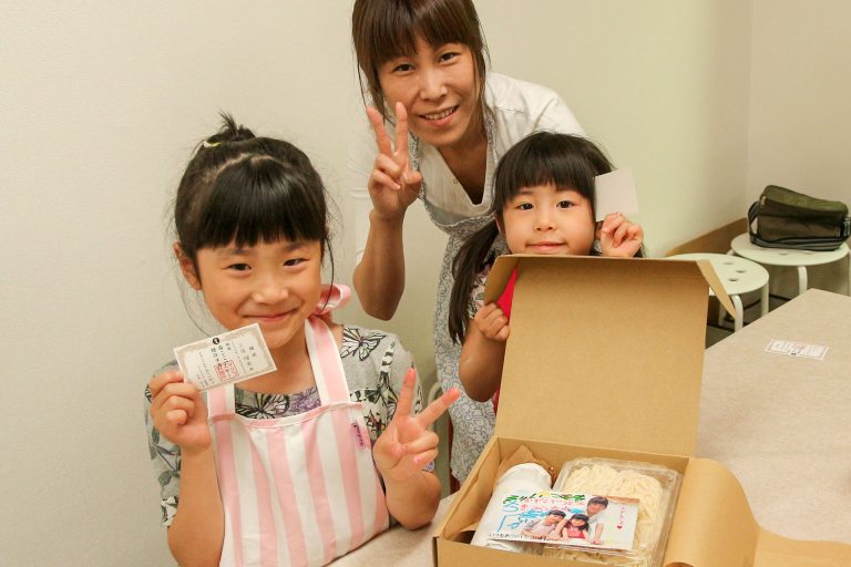 お家で打ったうどんのリベンジ！ 手打ちうどん作り体験教室 2017年5月 20170514-11.jpg – イリコスキー製麺所