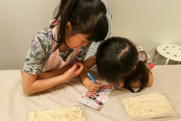 お家で打ったうどんのリベンジ！ 手打ちうどん作り体験教室 2017年5月 20170514-9.jpg – イリコスキー製麺所