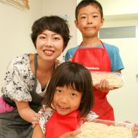 暑い日曜日ですね！ 手打ちうどん作り体験教室 2017年5月 20170521-9.jpg – イリコスキー製麺所