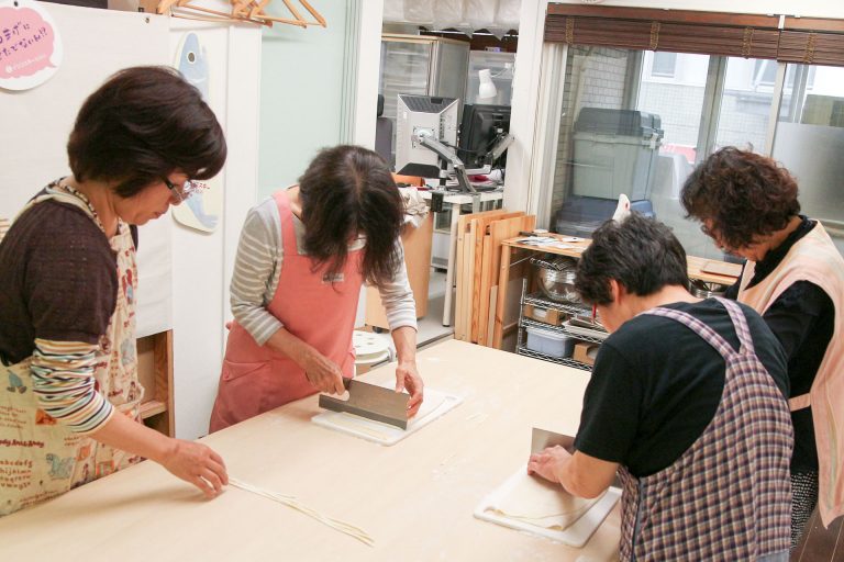 2weeks food tour! 手打ちうどん作り体験教室 2017年5月 20170607-7.jpg – イリコスキー製麺所