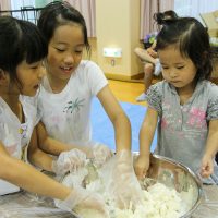 橿原青年会議所さま＠奈良県宇陀市（平成榛原子供の森公園多目的ホール） 出張手打ちうどん作り体験 2017年6月25日 20170625-04.jpg – イリコスキー製麺所
