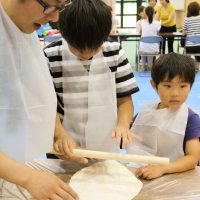 橿原青年会議所さま＠奈良県宇陀市（平成榛原子供の森公園多目的ホール） 出張手打ちうどん作り体験 2017年6月25日 20170625-12.jpg – イリコスキー製麺所