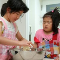 オーストラリアは冬休み 手打ちうどん作り体験教室 2017年7月 20170702-10.jpg – イリコスキー製麺所