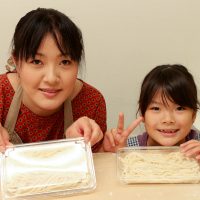 手打ちのお人形 手打ちうどん作り体験教室 2017年7月 20170723-3.jpg – イリコスキー製麺所