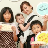 全員でせいいっぱい楽しんでくれました 手打ちうどん作り体験教室 2017年7月 20170730-6.jpg – イリコスキー製麺所