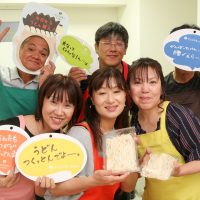 暑～い！まさに夏休みの一日 手打ちうどん作り体験教室 2017年8月 20170806-4.jpg – イリコスキー製麺所