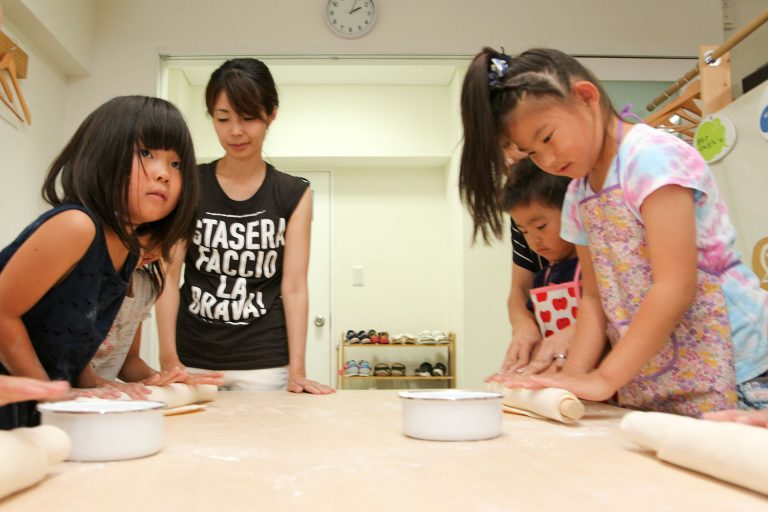 ちょっと緊張してたかな～ 手打ちうどん作り体験教室 2017年7月 20170808-6.jpg – イリコスキー製麺所