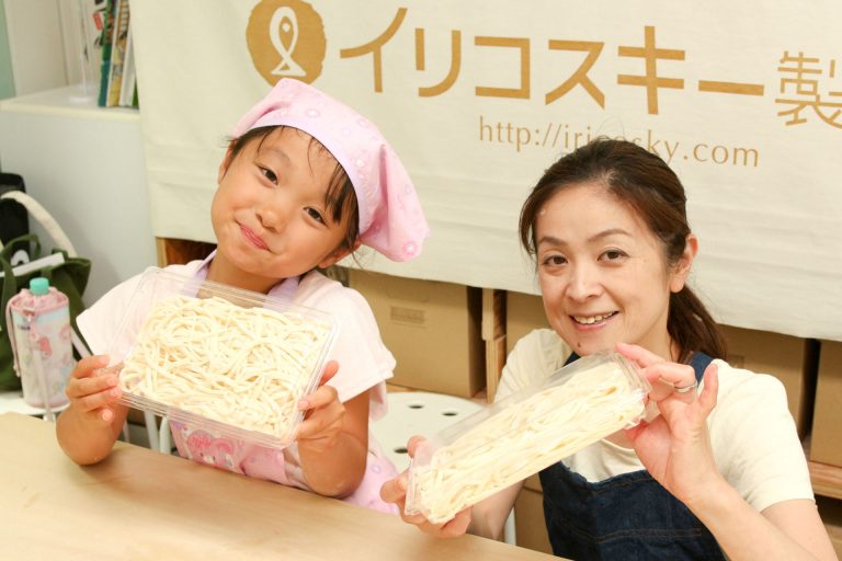 ちょっと緊張してたかな～ 手打ちうどん作り体験教室 2017年7月 20170809-6.jpg – イリコスキー製麺所