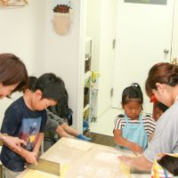 自分で作ったうどんおいしいんだよ！食べたことある？ 手打ちうどん作り体験教室 2017年8月 20170815-7.jpg – イリコスキー製麺所