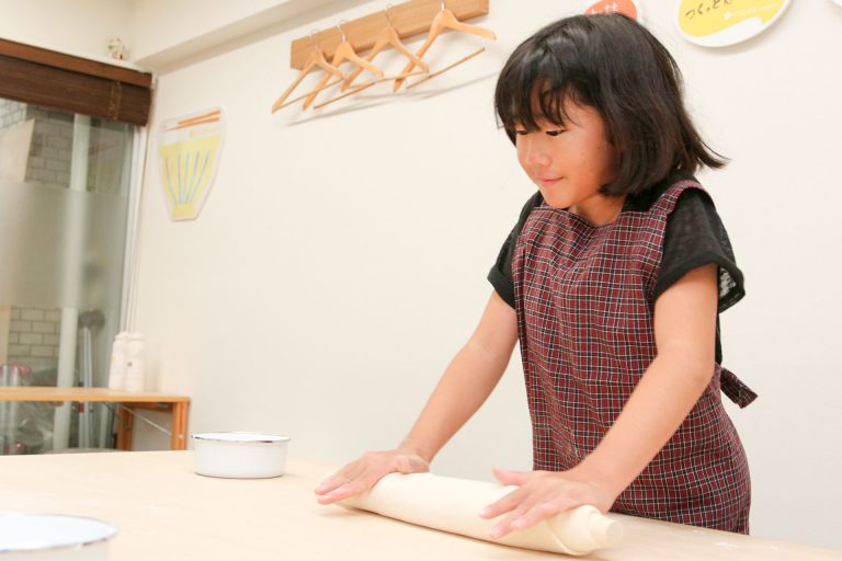 こどもの力だけで 手打ちうどん作り体験教室 2017年8月 20170822-3.jpg – イリコスキー製麺所
