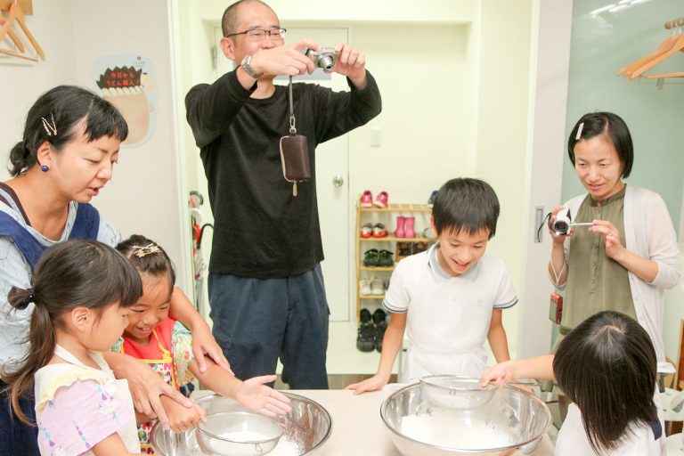こども祭りの振替休日で 手打ちうどん作り体験教室 2017年9月 20170916-5.jpg – イリコスキー製麺所