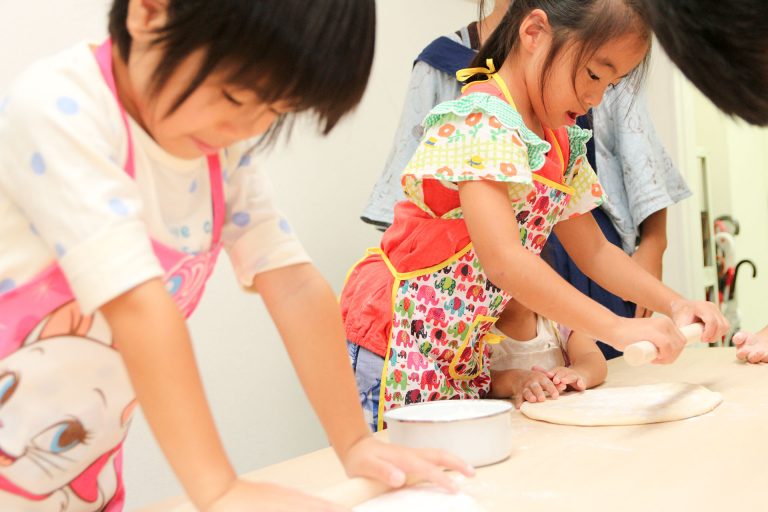 こども祭りの振替休日で 手打ちうどん作り体験教室 2017年9月 20170916-7.jpg – イリコスキー製麺所