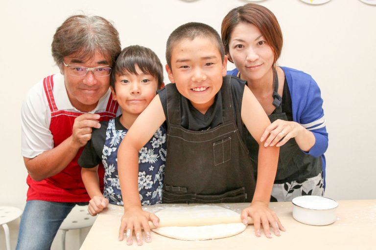 こども祭りの振替休日で 手打ちうどん作り体験教室 2017年9月 20170917-5.jpg – イリコスキー製麺所