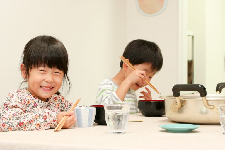 がんばるお父さん、おつかれさまです！ 手打ちうどん作り体験教室 2017年10月 20171009-1.jpg – イリコスキー製麺所