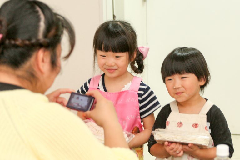 がんばるお父さん、おつかれさまです！ 手打ちうどん作り体験教室 2017年10月 20171014-2.jpg – イリコスキー製麺所