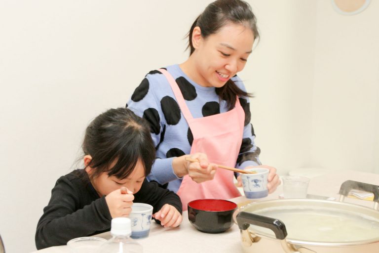 がんばるお父さん、おつかれさまです！ 手打ちうどん作り体験教室 2017年10月 20171025-4.jpg – イリコスキー製麺所