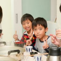 お塩、溶けてる～？ 手打ちうどん作り体験教室 2017年10月 20171029-5.jpg – イリコスキー製麺所