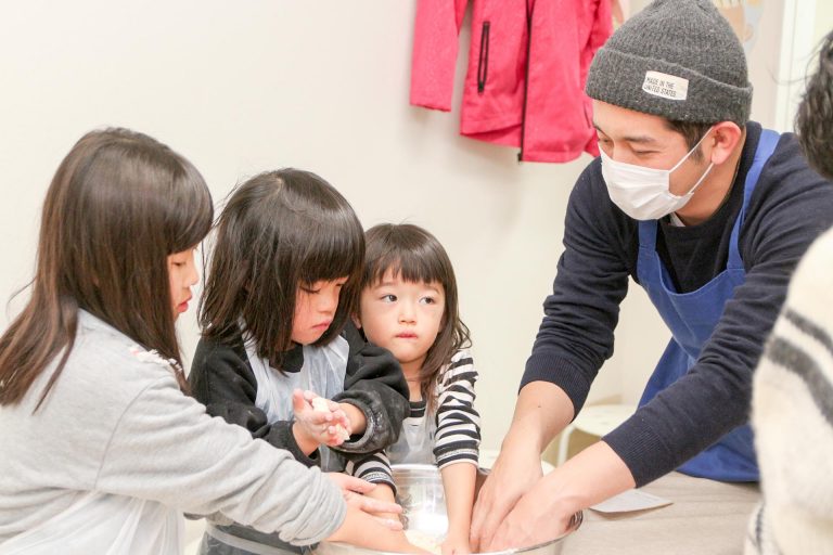 初包丁が麺切包丁 手打ちうどん作り体験教室 2017年11月 20171118-3.jpg – イリコスキー製麺所