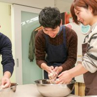 お揃いなのは双子ちゃんだけじゃなくて 手打ちうどん作り体験教室 2017年11月 20171118-4.jpg – イリコスキー製麺所