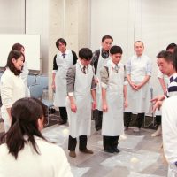 兵庫県社協・共募職員互助会 放課後クラブⅡさま（@兵庫県社会福祉協議会・兵庫県神戸市） 出張手打ちうどん作り体験 2017年11月20日 201711201-2.jpg – イリコスキー製麺所