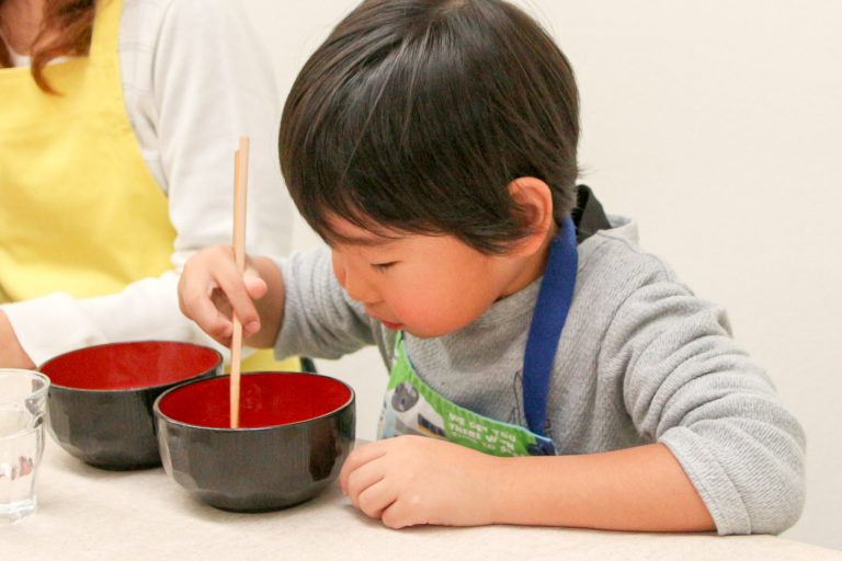 初包丁が麺切包丁 手打ちうどん作り体験教室 2017年11月 20171204-3.jpg – イリコスキー製麺所