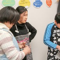 あら美味しい、ってそのお顔がうれしいんです 手打ちうどん作り体験教室 2018年1月 20180104-2.jpg – イリコスキー製麺所