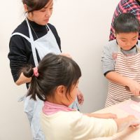 明日から新学期、みなさま良い１年になさってくださいね 手打ちうどん作り体験教室 2018年1月 20180108-1.jpg – イリコスキー製麺所