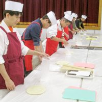 本田技術研究所 二輪R&Dセンターさま@埼玉県朝霞市 出張手打ちうどん作り体験 2018年1月24日 20180124-4.jpg – イリコスキー製麺所