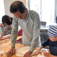 ホームパーティでのご利用 出張手打ちうどん作り体験 2018年1月28日 20180128-5.jpg – イリコスキー製麺所