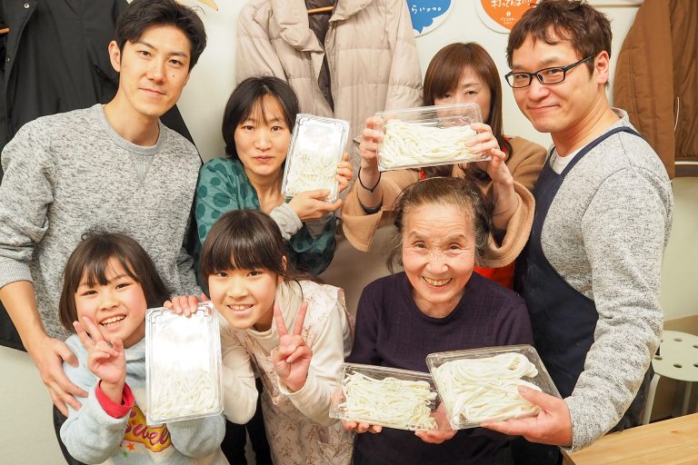 イリコスキー、うぉううぉううぉ～♪ 手打ちうどん作り体験教室 2018年2月 20180211-1.jpg – イリコスキー製麺所