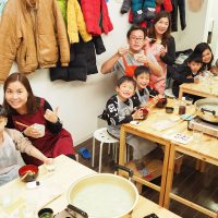 香港ではうどん人気なんですね 手打ちうどん作り体験教室 2018年2月 20180219-2.jpg – イリコスキー製麺所