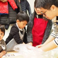 香港ではうどん人気なんですね 手打ちうどん作り体験教室 2018年2月 20180219-9.jpg – イリコスキー製麺所