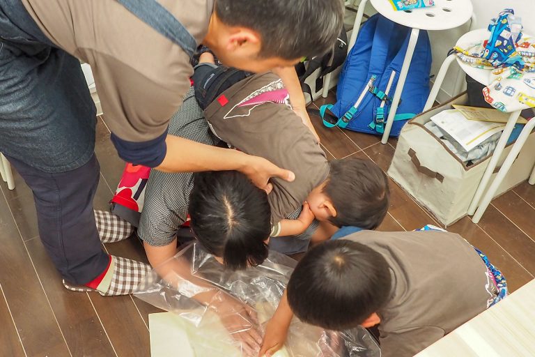 ぎゅーっ！ぎゅーっ！ 手打ちうどん作り体験教室 2018年4月 20180505-1.jpg – イリコスキー製麺所