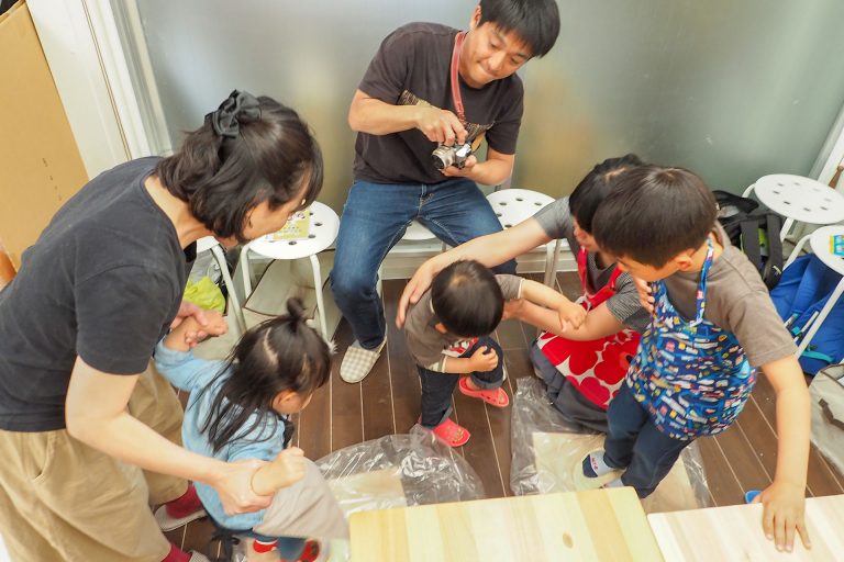 ぎゅーっ！ぎゅーっ！ 手打ちうどん作り体験教室 2018年4月 20180505-5.jpg – イリコスキー製麺所