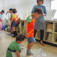 踏み！ 出張手打ちうどん作り体験 2018年5月27日 20180527-4.jpg – イリコスキー製麺所