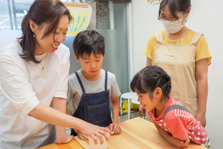 やさしいお兄ちゃんとおちゃめな僕と 手打ちうどん作り体験教室 2018年5月 20180603-9.jpg – イリコスキー製麺所