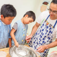 お友達家族と連れ立って 手打ちうどん作り体験教室 2018年7月 20180729-2.jpg – イリコスキー製麺所