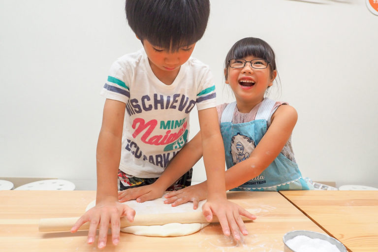 夏休みの自由研究は、うどん作り 手打ちうどん作り体験教室 2018年7月 20180730-2-1.jpg – イリコスキー製麺所