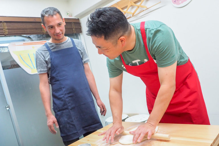 名誉師範に、感謝状。 手打ちうどん作り体験教室 2018年8月 20180811-7.jpg – イリコスキー製麺所