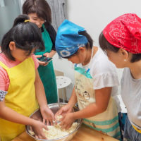 女の子ばかりの一日でした 手打ちうどん作り体験教室 2018年9月 20180923-2.jpg – イリコスキー製麺所